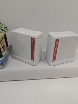 1950's O Keefe & Merrit White & Red Ceramic Stove Top Salt & Pepper Shakers Miniature Green Swan Planter 1940's...