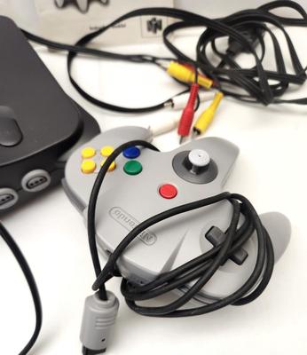 Lot #66 Vintage Nintendo 64 Game System - Works