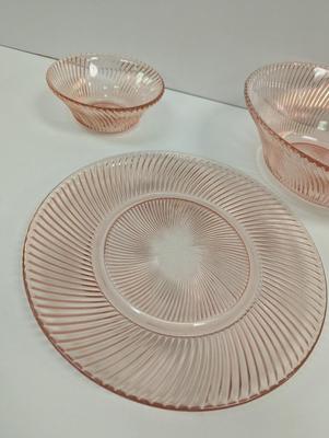 9 Pieces Of Diana Pink Dinner Plate & Bowls Federal Glass