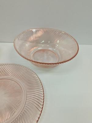 9 Pieces Of Diana Pink Dinner Plate & Bowls Federal Glass