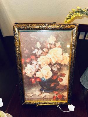 A GREAT GIFT FOR GRANDMA, SCENTED OIL DEFUSER AND OTHER HOME DECOR