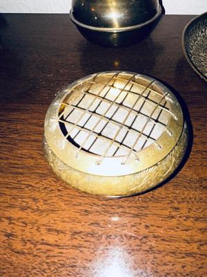 TOBACCO THEMED BRASS, A SPITTOON AND RATHER LARGE ASH TRAY? (MAYBE)