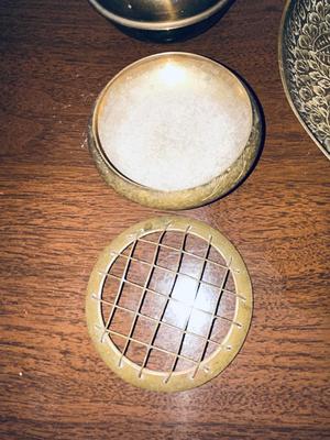TOBACCO THEMED BRASS, A SPITTOON AND RATHER LARGE ASH TRAY? (MAYBE)