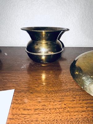 TOBACCO THEMED BRASS, A SPITTOON AND RATHER LARGE ASH TRAY? (MAYBE)