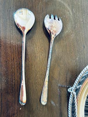 SILVER PLATED DINNER SERVICE ITEMS