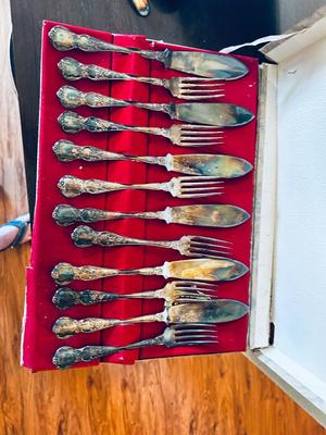 SILVER PLATED DINNER SERVICE ITEMS