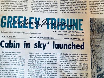 NEWS PAPER'S FEATURING HISTORICAL EVENTS