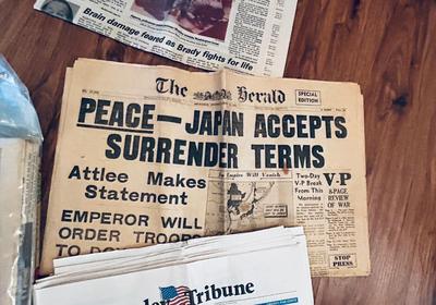 NEWS PAPER'S FEATURING HISTORICAL EVENTS