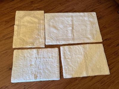 NICE QUALITY THICK BATH RUGS