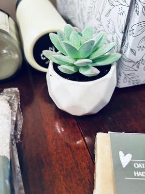 NIB CLEVER GIFT IDEA “SENDING YOU A HUG” GIFT BOX