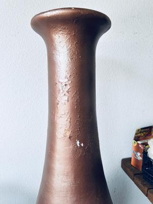 41 ” TALL VASE, PLANTERS AND DECORATIVE ROCKS