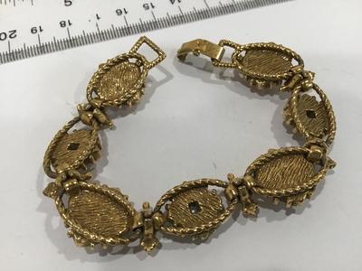 Beatiful Vintage Bracelet Multi Stones Locking