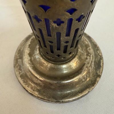Godinger Silverplate & Blue Glass Vase with Ornate Silver Lamps & Decor (K-HS)