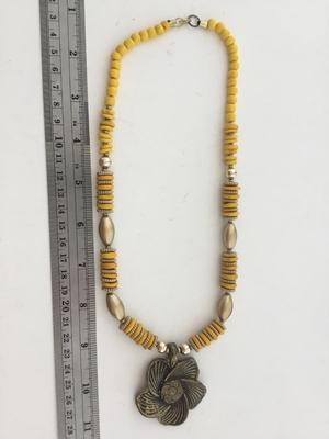 Yellow beaded vintage fashion necklace