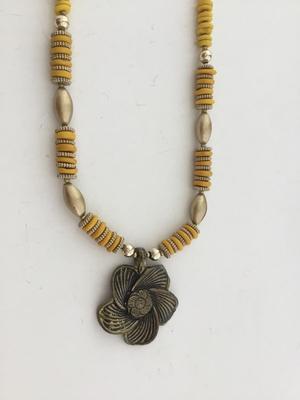Yellow beaded vintage fashion necklace