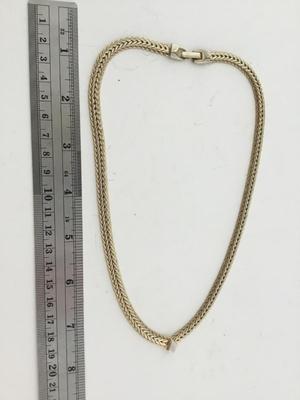 Vintage unmarked gold tone fashion necklace