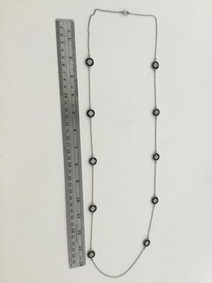 Unmarked black long fashion necklace