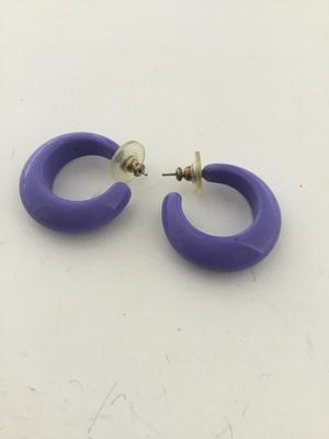 Purple small hoop fashion earrings
