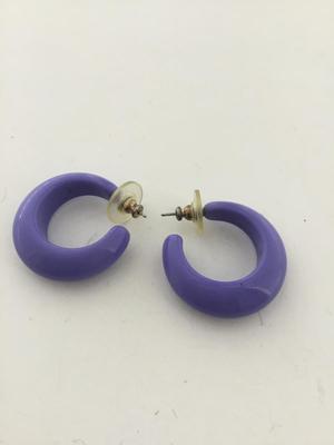 Purple small hoop fashion earrings