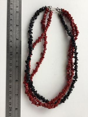 Vintage red and black quartz type nugget multilayer necklace