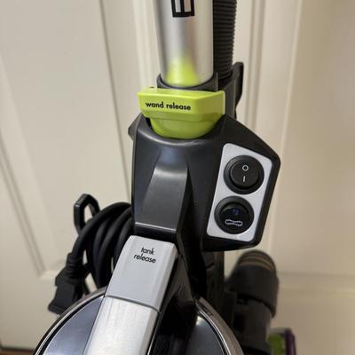 Bissell Pet Hair Eraser Vacuum & SpotBot Pet Deep Cleaner (L-HS)