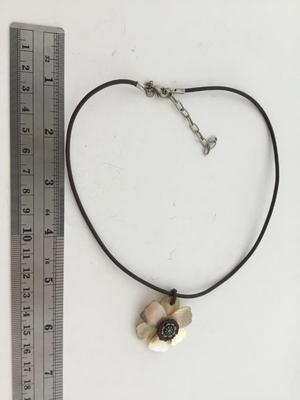 Ae marked flower collar necklace