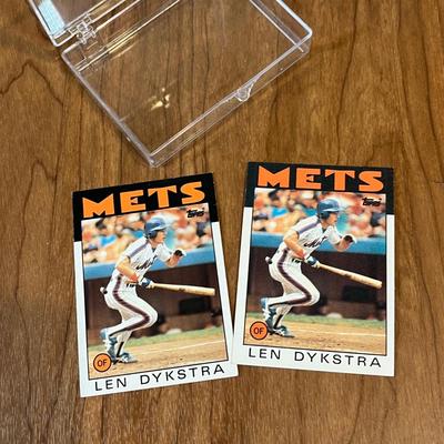 LOT 166K: 1989 Topps Baseball Cards and More