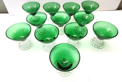 Lot #71 Lot of 12 Vintage Anchor Hocking Green Burple Footed Parfait/Dessert Dishes