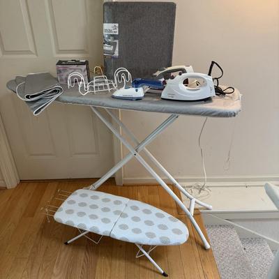Black & Decker Irons with Felted Wool Pressing Mat & Ironing Boards (L-HS)