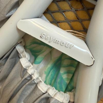 Black & Decker Irons with Felted Wool Pressing Mat & Ironing Boards (L-HS)
