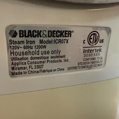 Black & Decker Irons with Felted Wool Pressing Mat & Ironing Boards (L-HS)