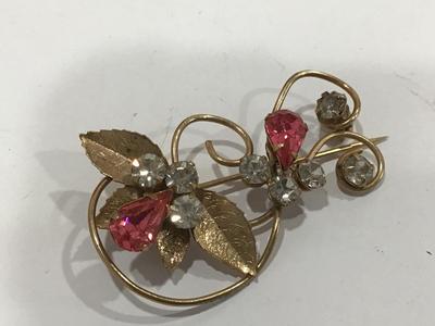 Beautiful Vintage Pink and Clear Rhinestone Brooch
