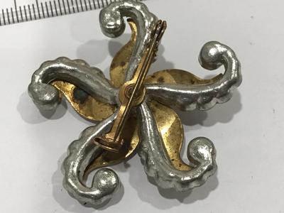 Unique Beatiful Vintage Brooch