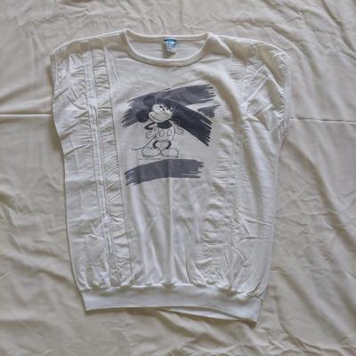 Vintage Disney & Disney Parks Shirts (PC-BBL)