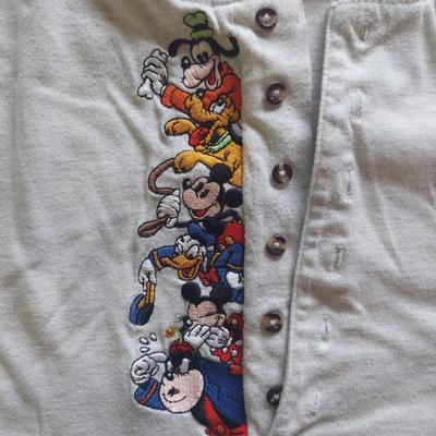 Vintage Disney & Disney Parks Shirts (PC-BBL)