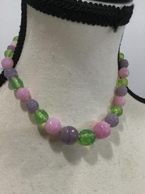 1940 Vintage Glass Beaded Necklace