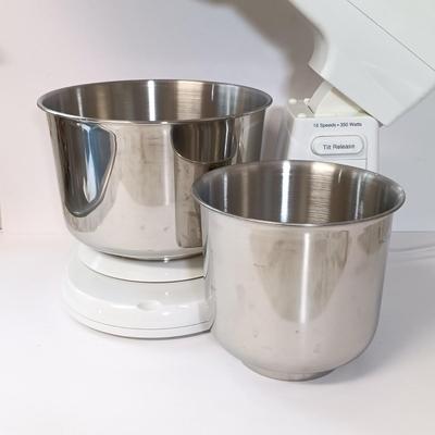 Sale Photo Thumbnail #694