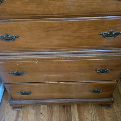 LOT 109: Traditional All Wood Chest of Drawers