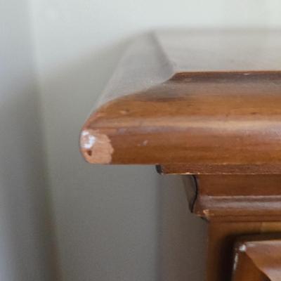 LOT 109: Traditional All Wood Chest of Drawers