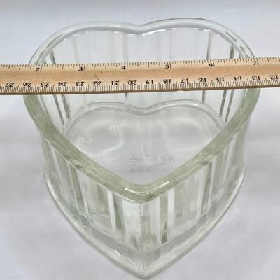 LOT 119: Teleflora Cup and Saucer, Glass Heart, Thomas Kinkade Sleigh Ride, Lenox Butterfly Meadow Travel Mug, and More