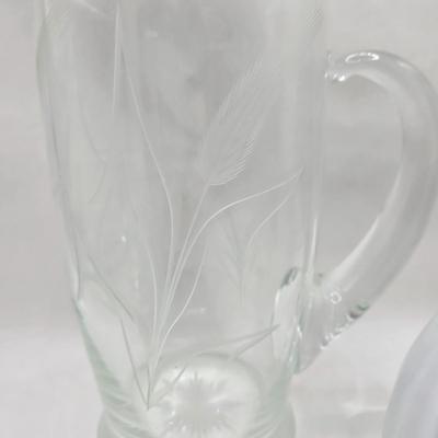 LOT 120: Vintage MCM Lamp, Cake Plate and Server, Vintage Tea Towels, and More