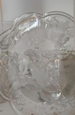 LOT 122: Cabinet Lot with Numerous Glass and Crystal Pieces