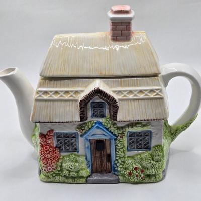 LOT 134: Cardinal Teapot, Price teapot, and Set of Gold Trimmed Milk Glass Cups and Saucers