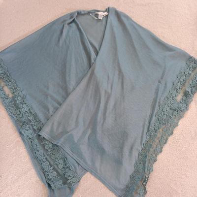 LOT 138: Geo W. Bollmans Doeskin Felt Hat, Elizabeth Carole Purse & More