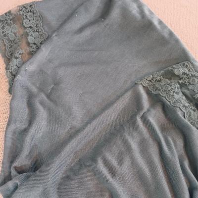 LOT 138: Geo W. Bollmans Doeskin Felt Hat, Elizabeth Carole Purse & More