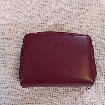 LOT 139: Geo W. Bollmans Excello Wool Hat, Gigi for LMA Straw Hat, Quilted Purse & More