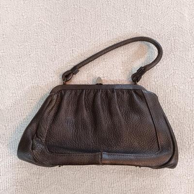 LOT 139: Geo W. Bollmans Excello Wool Hat, Gigi for LMA Straw Hat, Quilted Purse & More