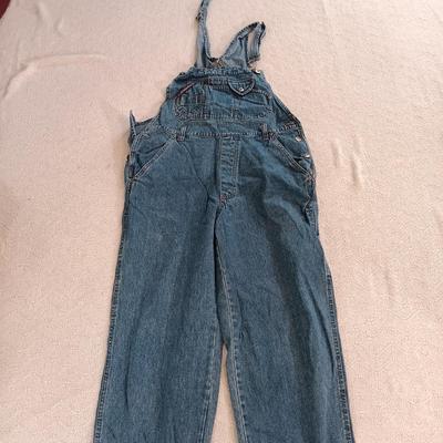 LOT 141: Xhilaration Fringe Boots, HC Bar Ranchwear Shirt, Laminate Leather Handbag & More