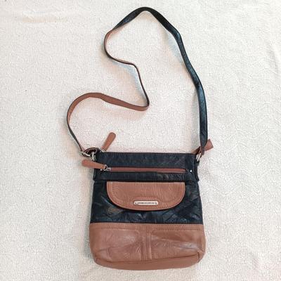 LOT 143: Set of (6) Handbags - Stone Mountain, Brighton, Great American Leatherworks & More