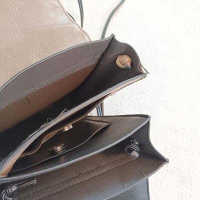 LOT 143: Set of (6) Handbags - Stone Mountain, Brighton, Great American Leatherworks & More